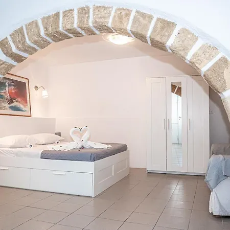 Valia - Old Town Apartamento *